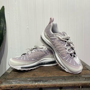 Women’s Air Max 98 Silver Lilac NWOB